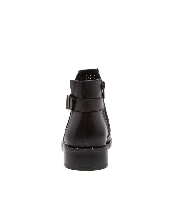 Sneaker_LuxuryStride_V3 - Image 2